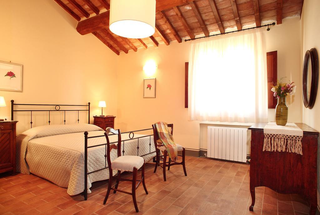 Villa Agriturismo Il Poggione Montalcino Zimmer foto